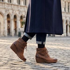 Sorel Toronto Waterproof Lace-up Oil Suede Distressed Wedge Boot